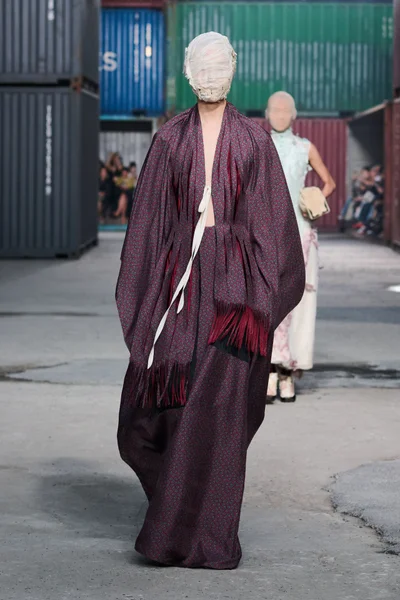 Look 54